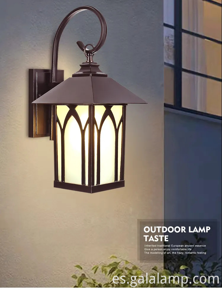 Elegantes luces de pared al aire libre impermeables para jardines modernos